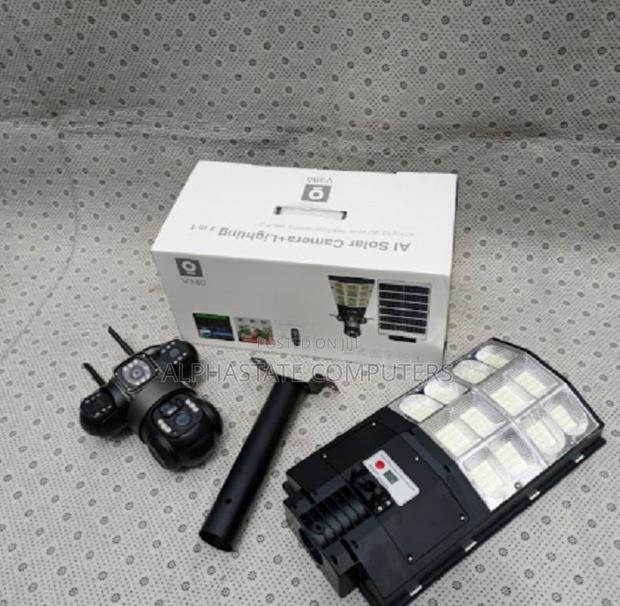 Solar Streetlight With Wireless 4g Triple Lens CCTV Camera