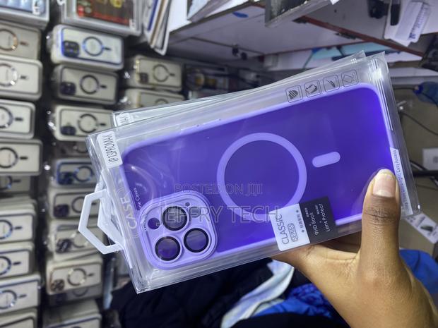 Wqrty Translucent Matte Magsafe Case for iPhone 13 Pro Max - thumbnail 3