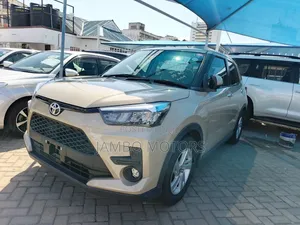 Toyota Raize 1.0 FWD 2020 Gold