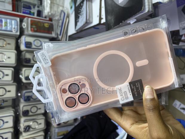 Matter Translucent Matte Magsafe Case for iPhone 13 Pro Max - thumbnail 3