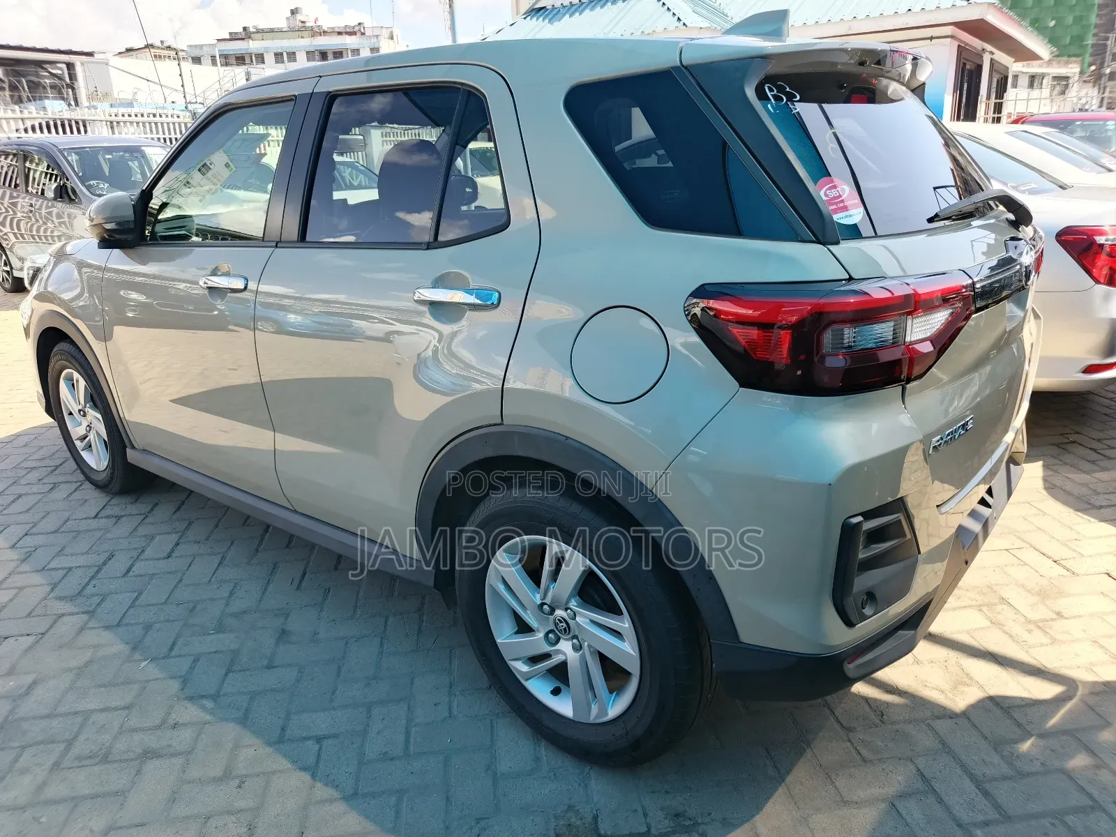 Toyota Raize 1.0 FWD 2020 Gold