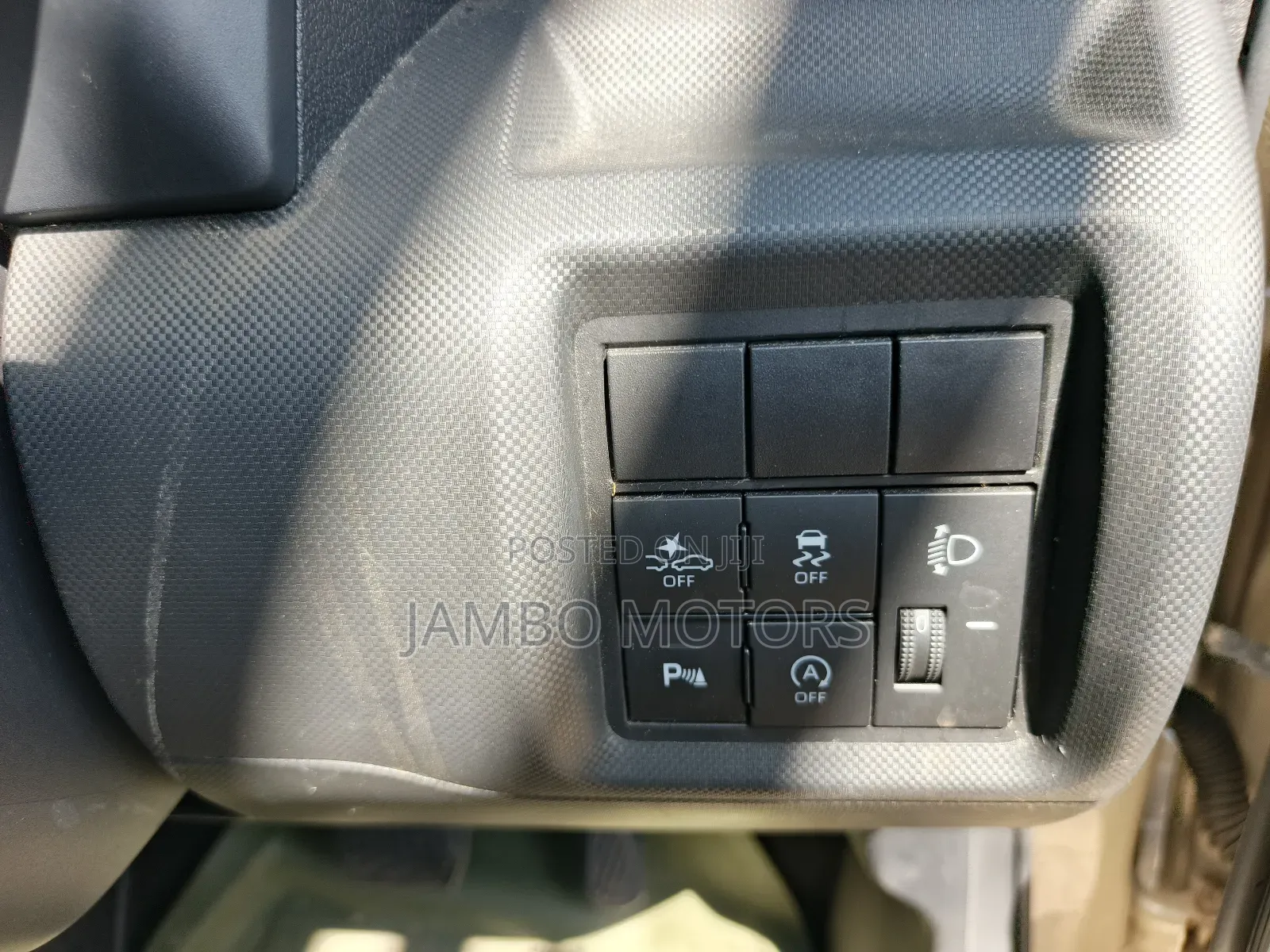 Toyota Raize 1.0 FWD 2020 Gold