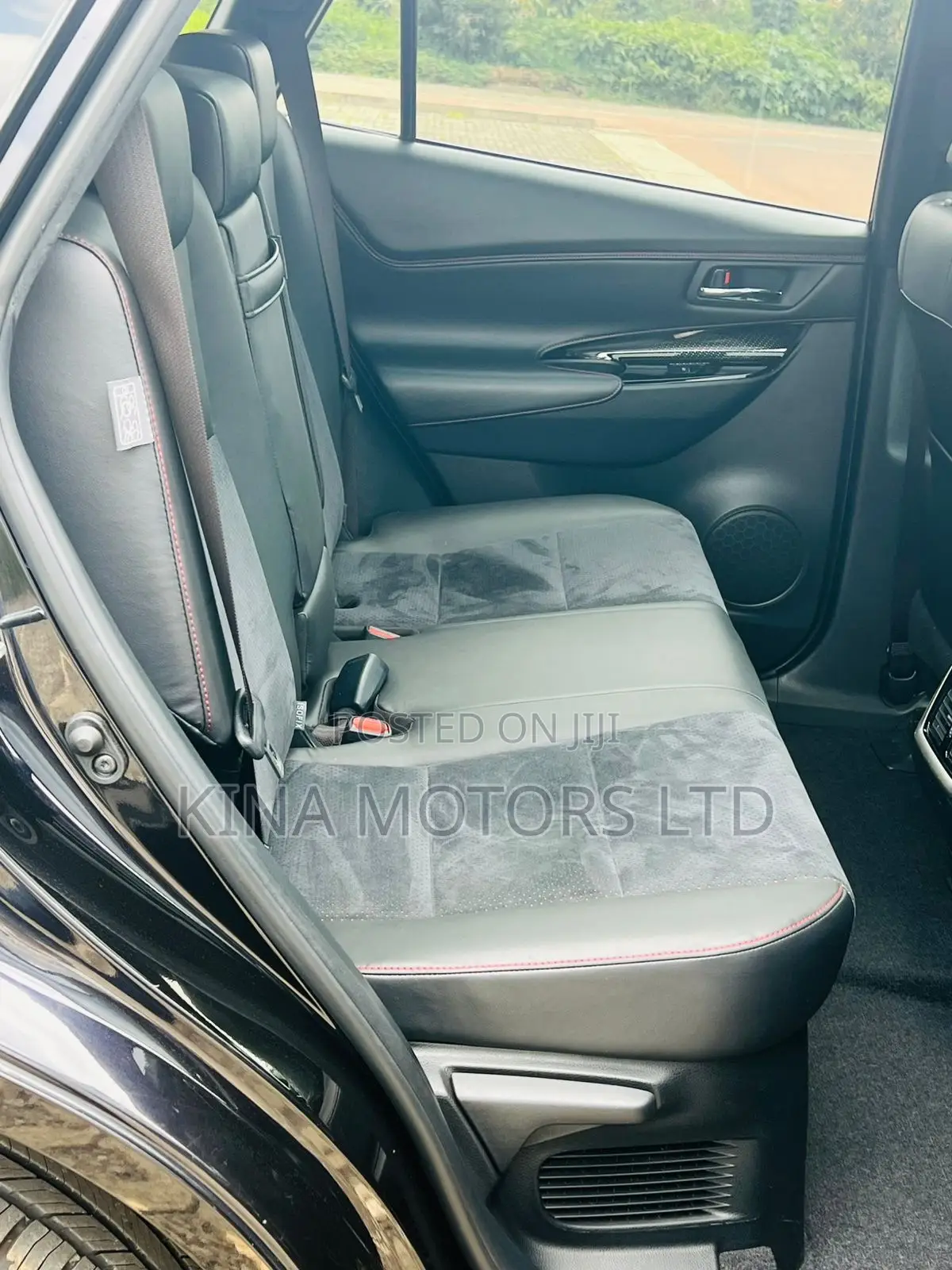 Toyota Harrier 2.0 Turbo 4WD 2018 Purple