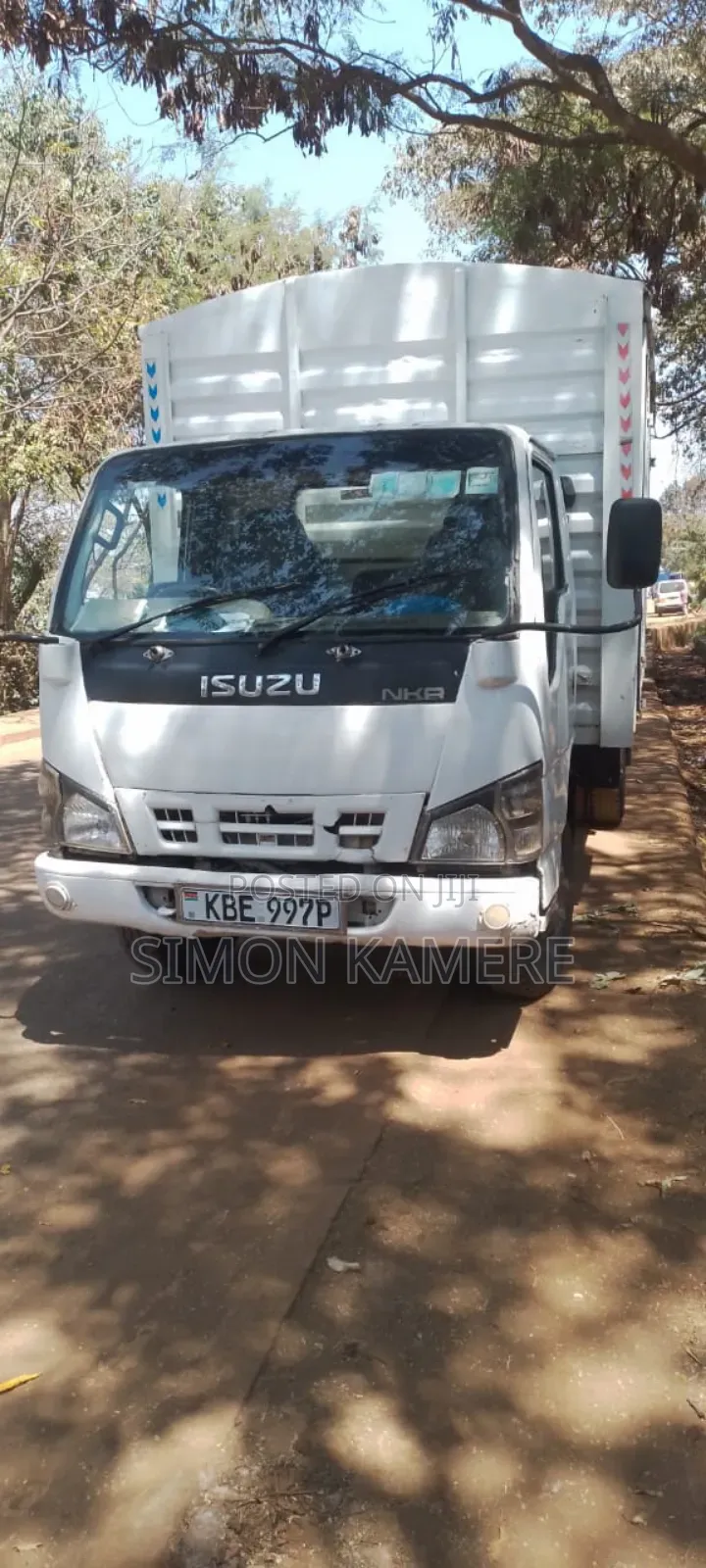Isuzu NKR Well Maintained and Ready to Work