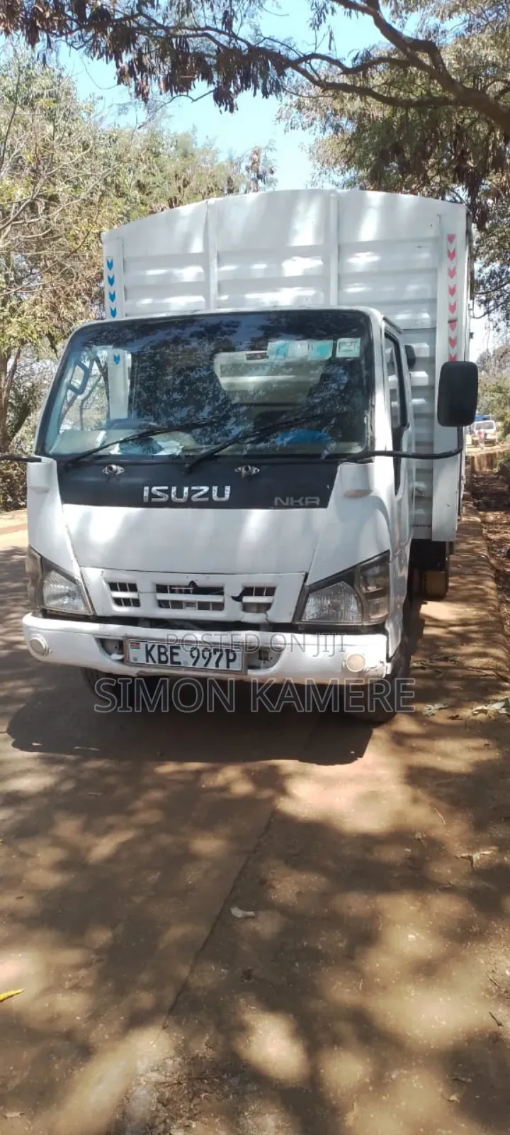 Isuzu NKR Well Maintained and Ready to Work