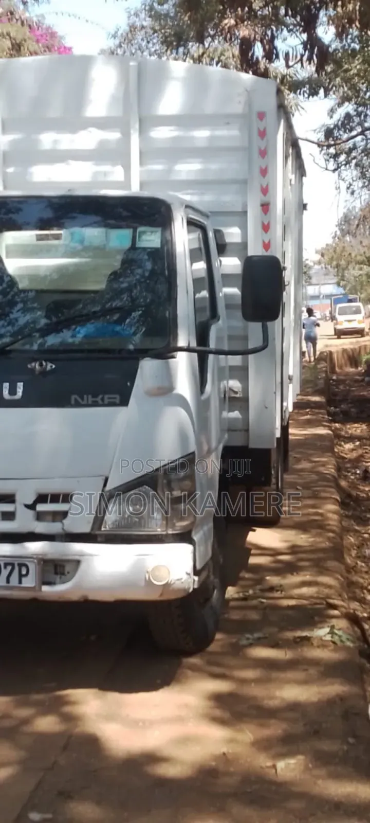 Isuzu NKR Well Maintained and Ready to Work