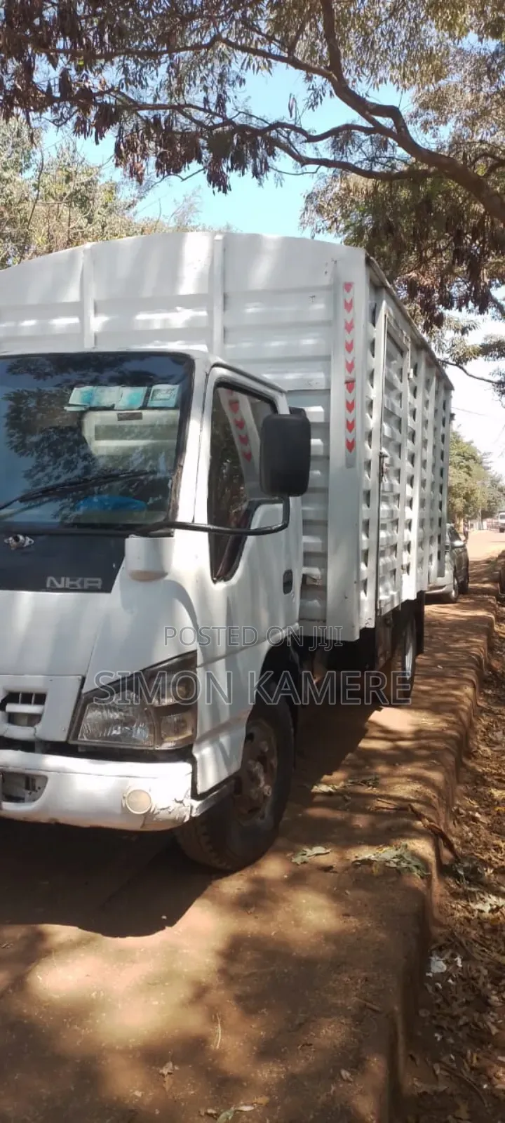 Isuzu NKR Well Maintained and Ready to Work