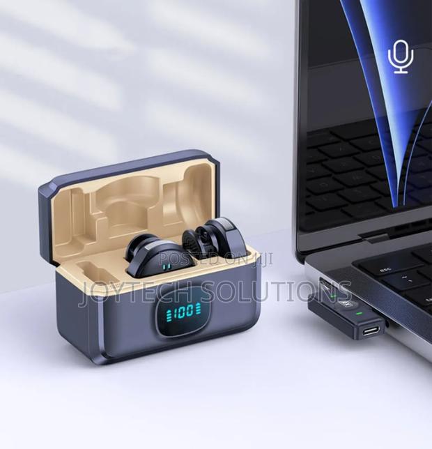 Q08 Lavalier Wireless Microphone - main view