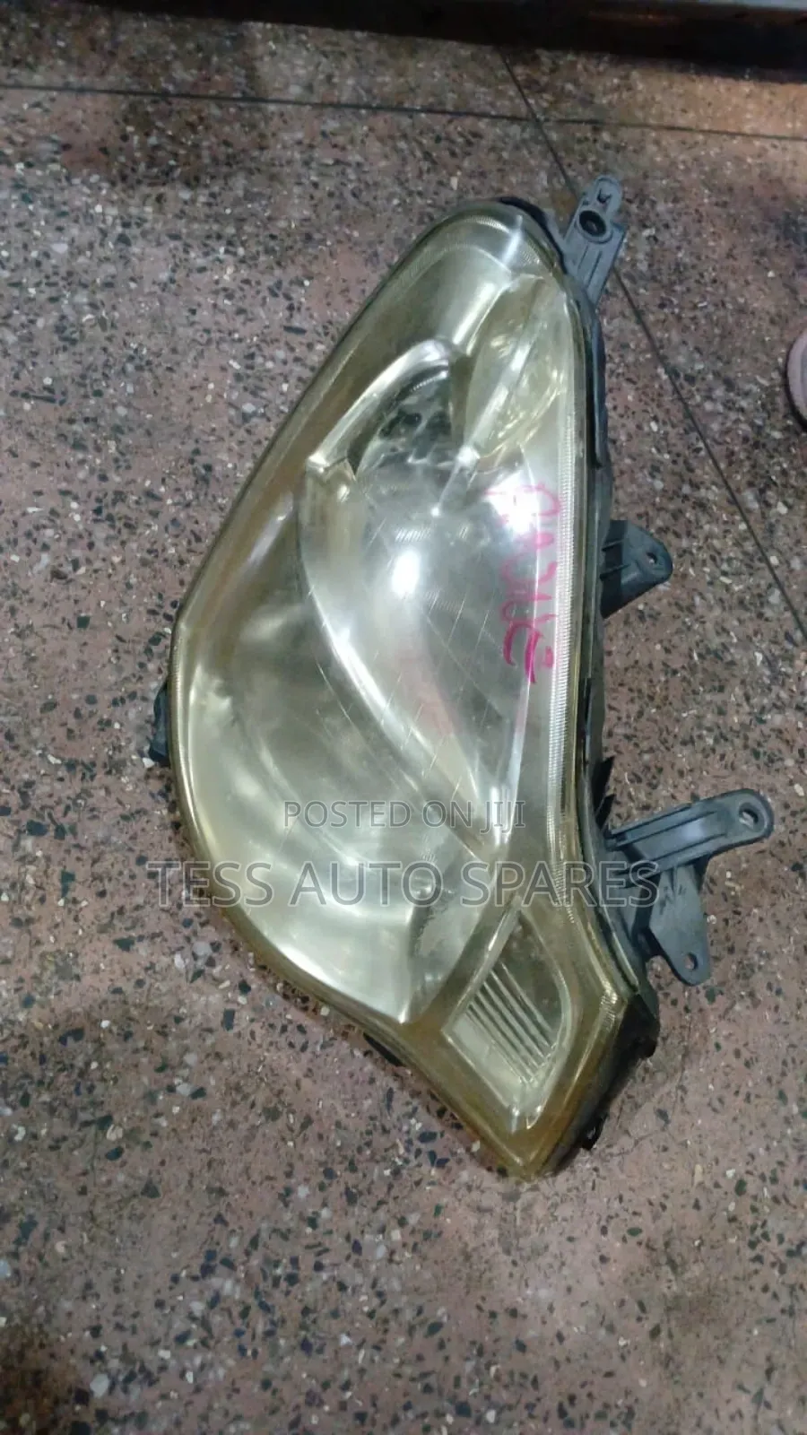 Nissan N17 Sylphy Headlight