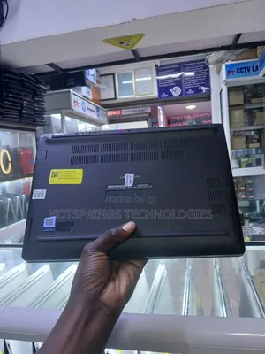 Laptop Dell Latitude 5300 8GB Intel Core I5 SSD 128GB