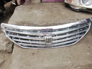 Front Grille Toyota Crown 2012