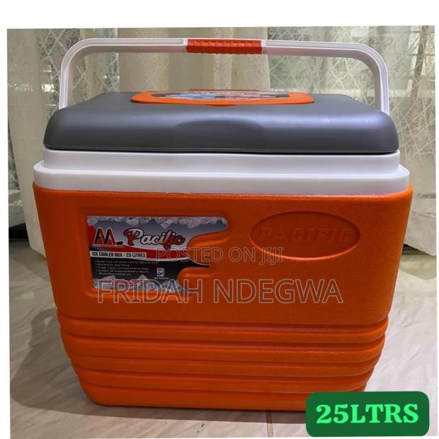 Pacific Cooler Box
25 Ltrs