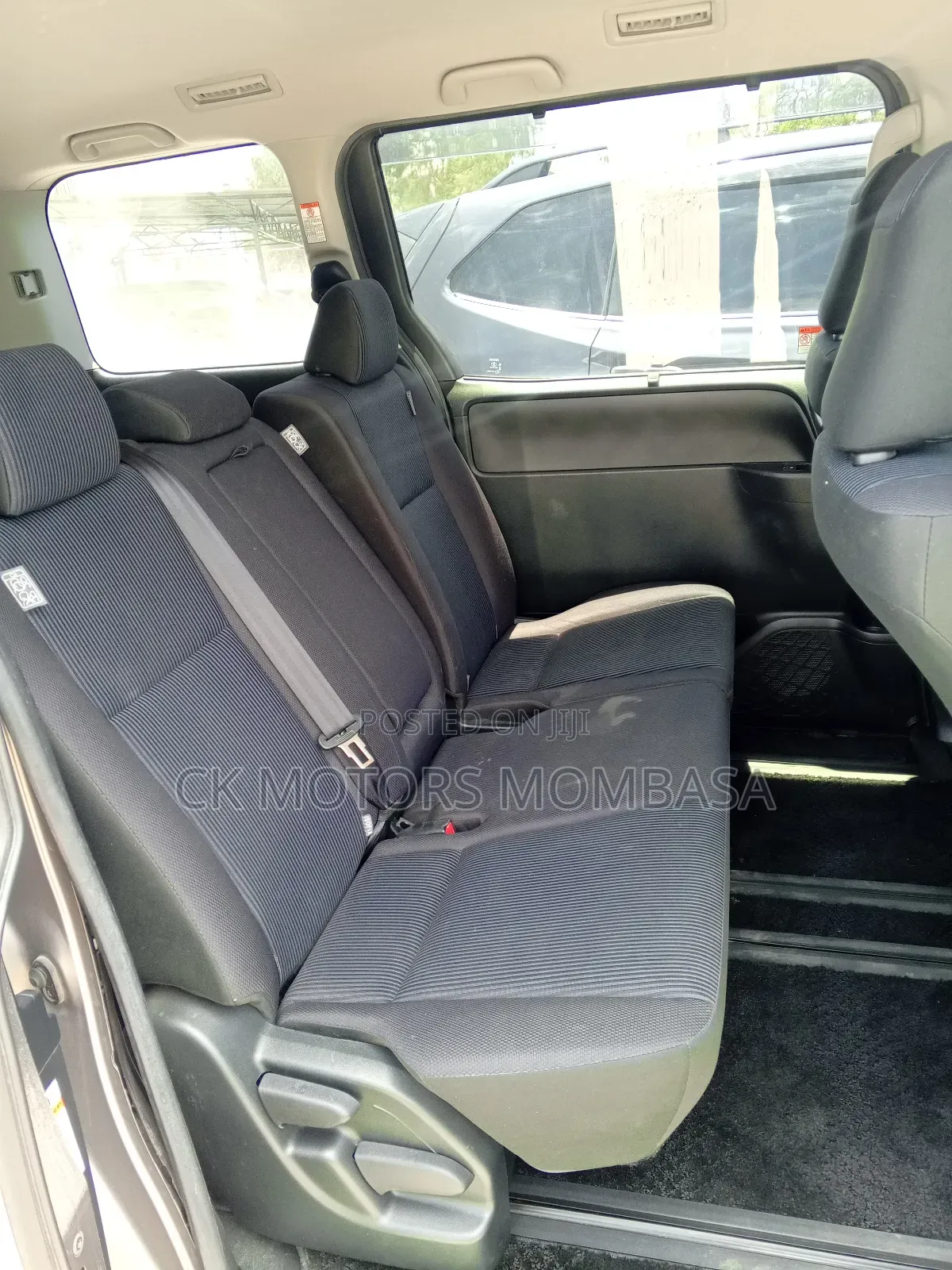 Toyota Voxy 2018 Gray