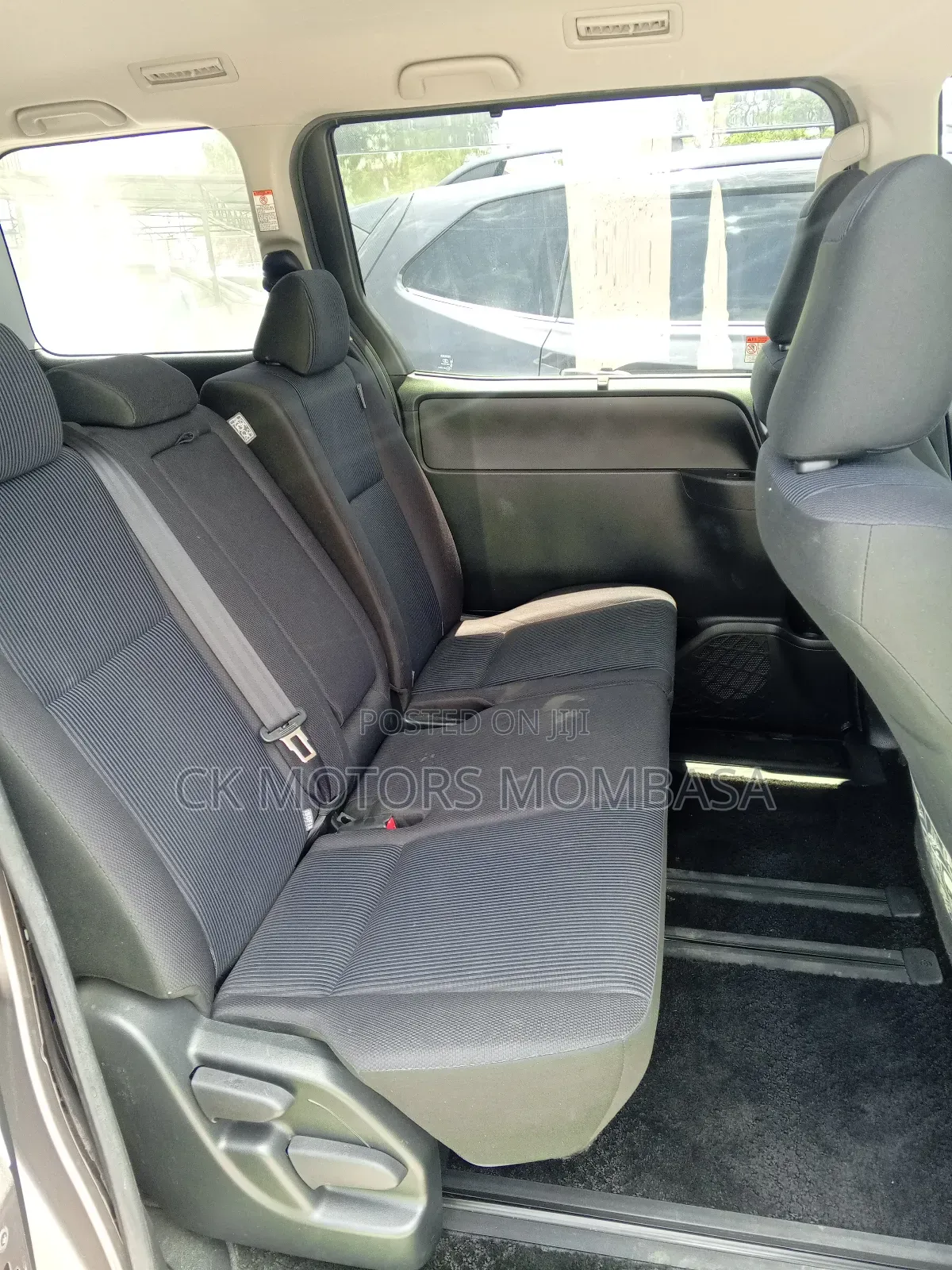 Toyota Voxy 2018 Gray