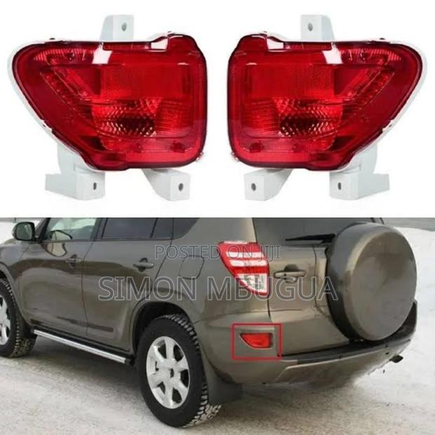 Toyota Rav4(2008-2010) Bumper Reflector - main view
