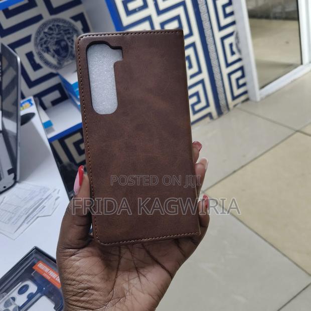 Infinix Hot 60 Pro Plus Leather Flip Case - thumbnail 2
