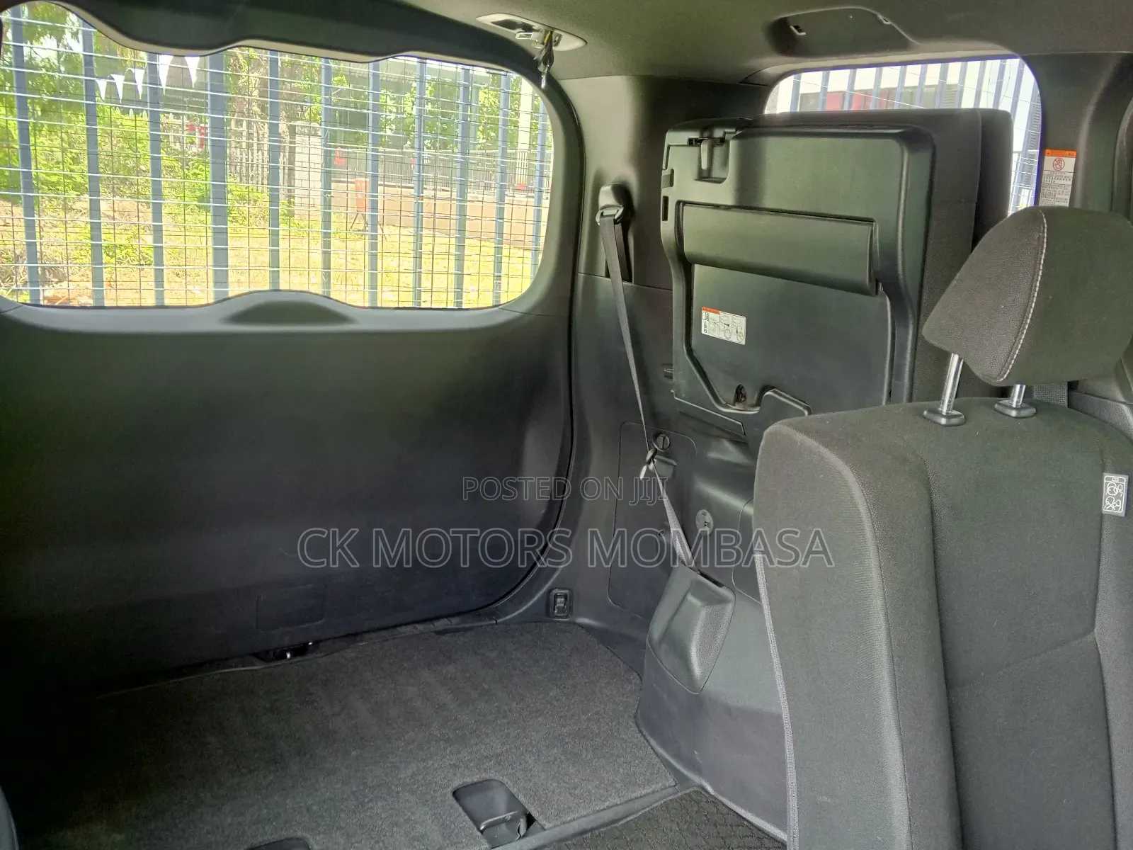 Toyota Esquire 2018 Black