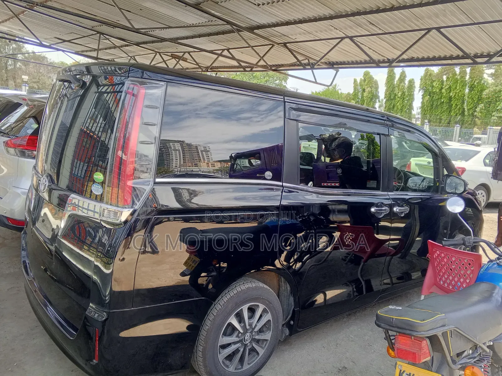 Toyota Esquire 2018 Black