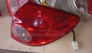 Nissan Wingroad Y12 Taillight