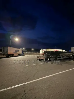 Transit Trailer at Hand for Logistics Services
