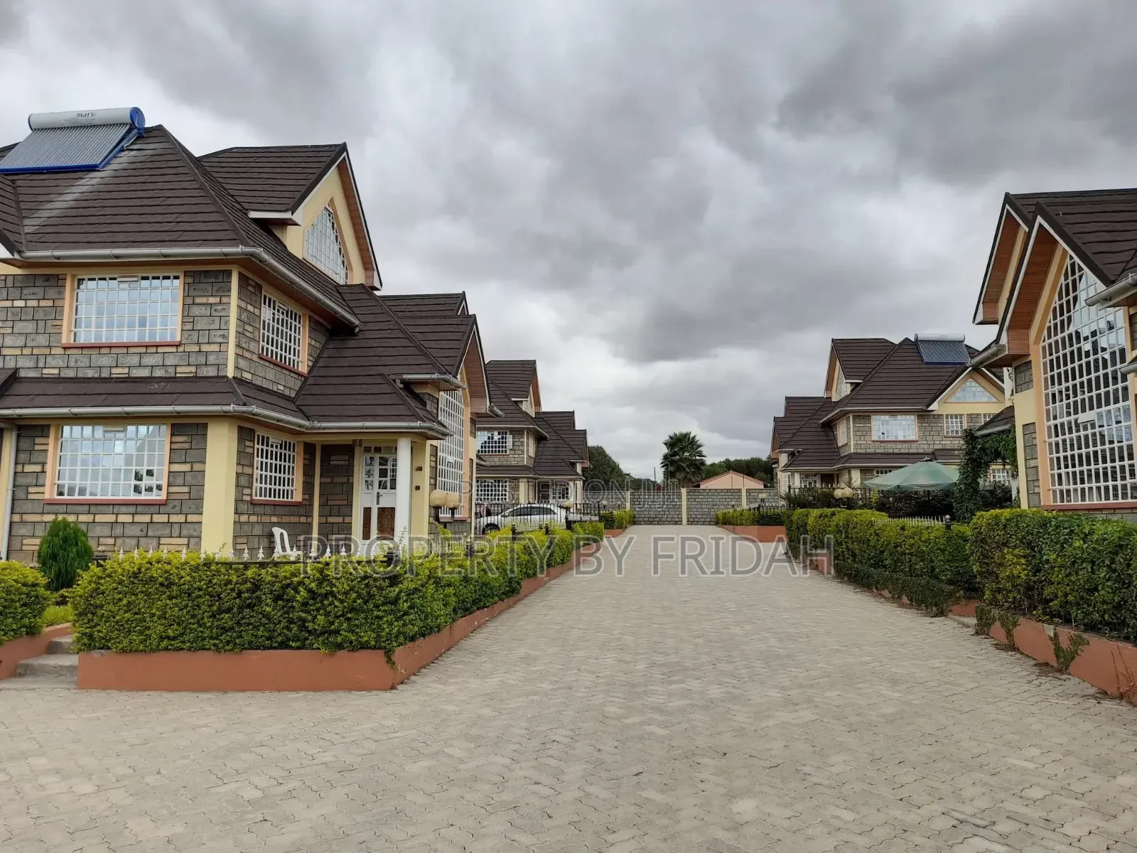 5bdrm Mansion in Kitengela for rent