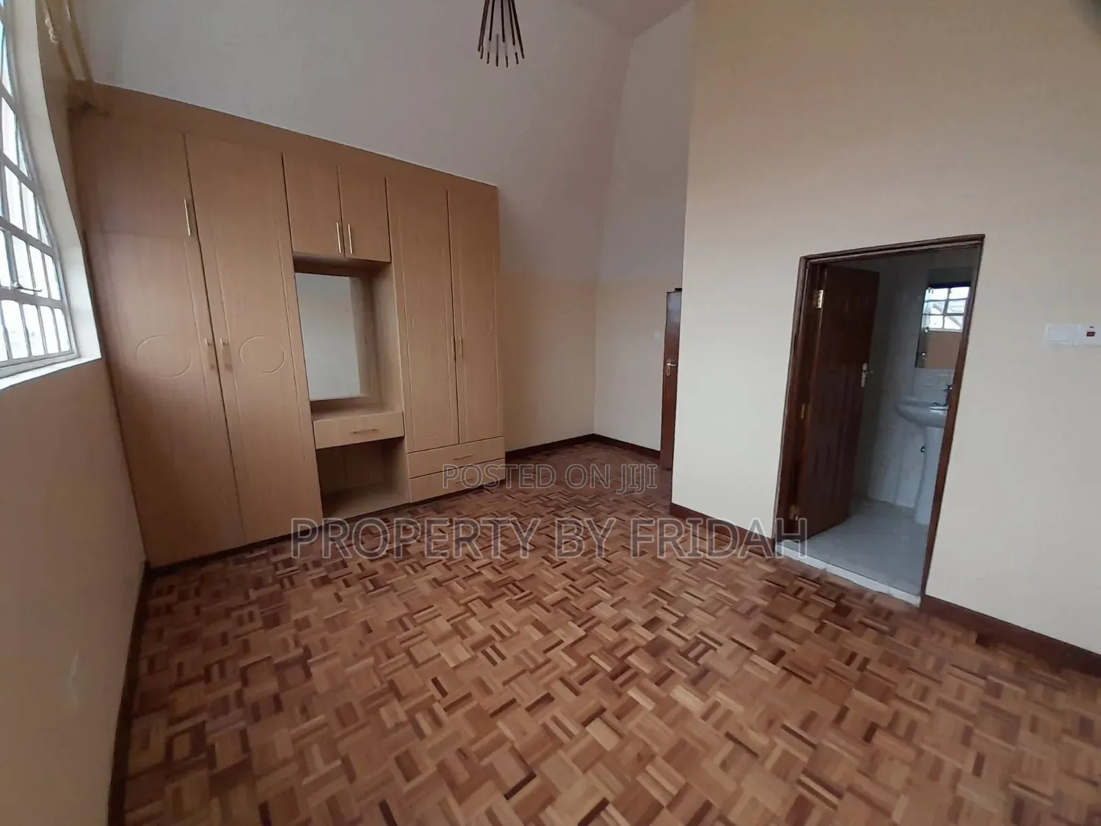 5bdrm Mansion in Kitengela for rent