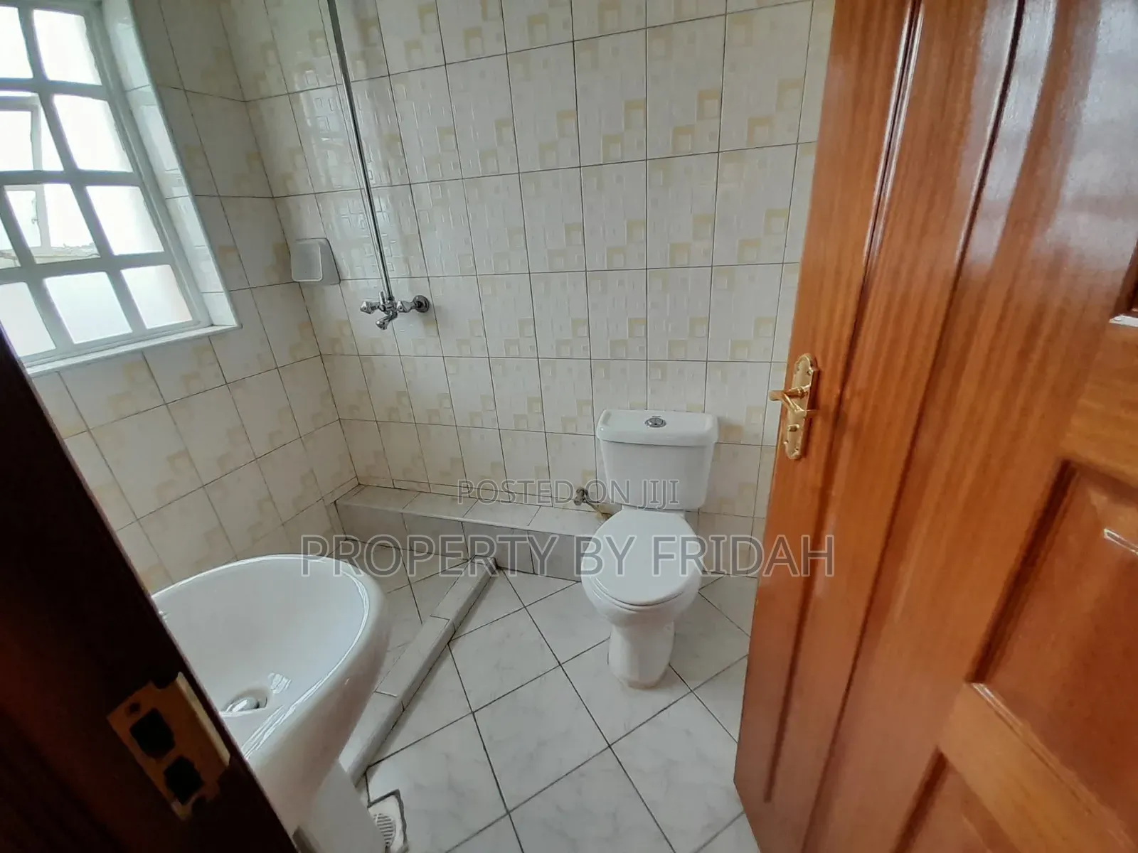 5bdrm Mansion in Kitengela for rent