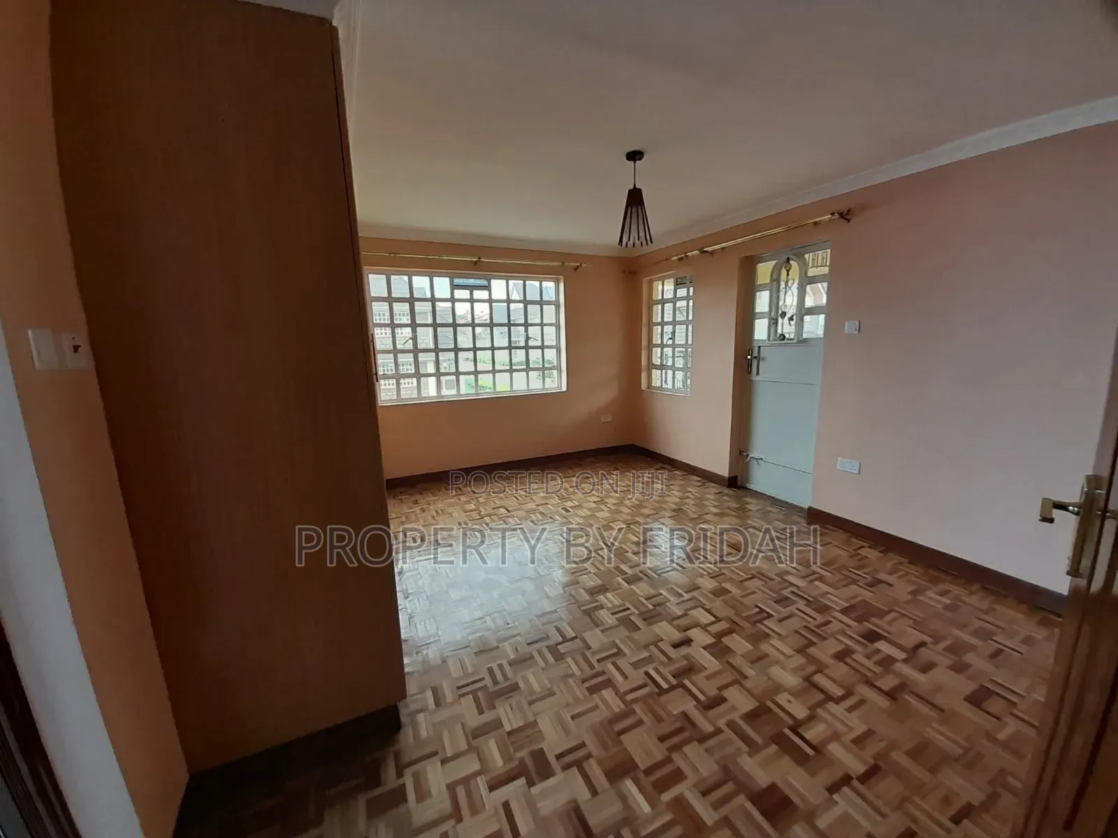 5bdrm Mansion in Kitengela for rent