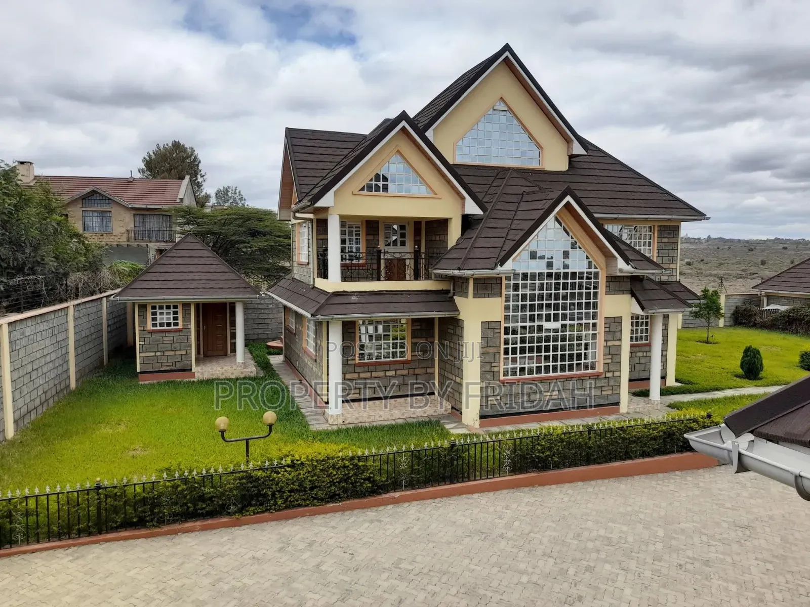 5bdrm Mansion in Kitengela for rent