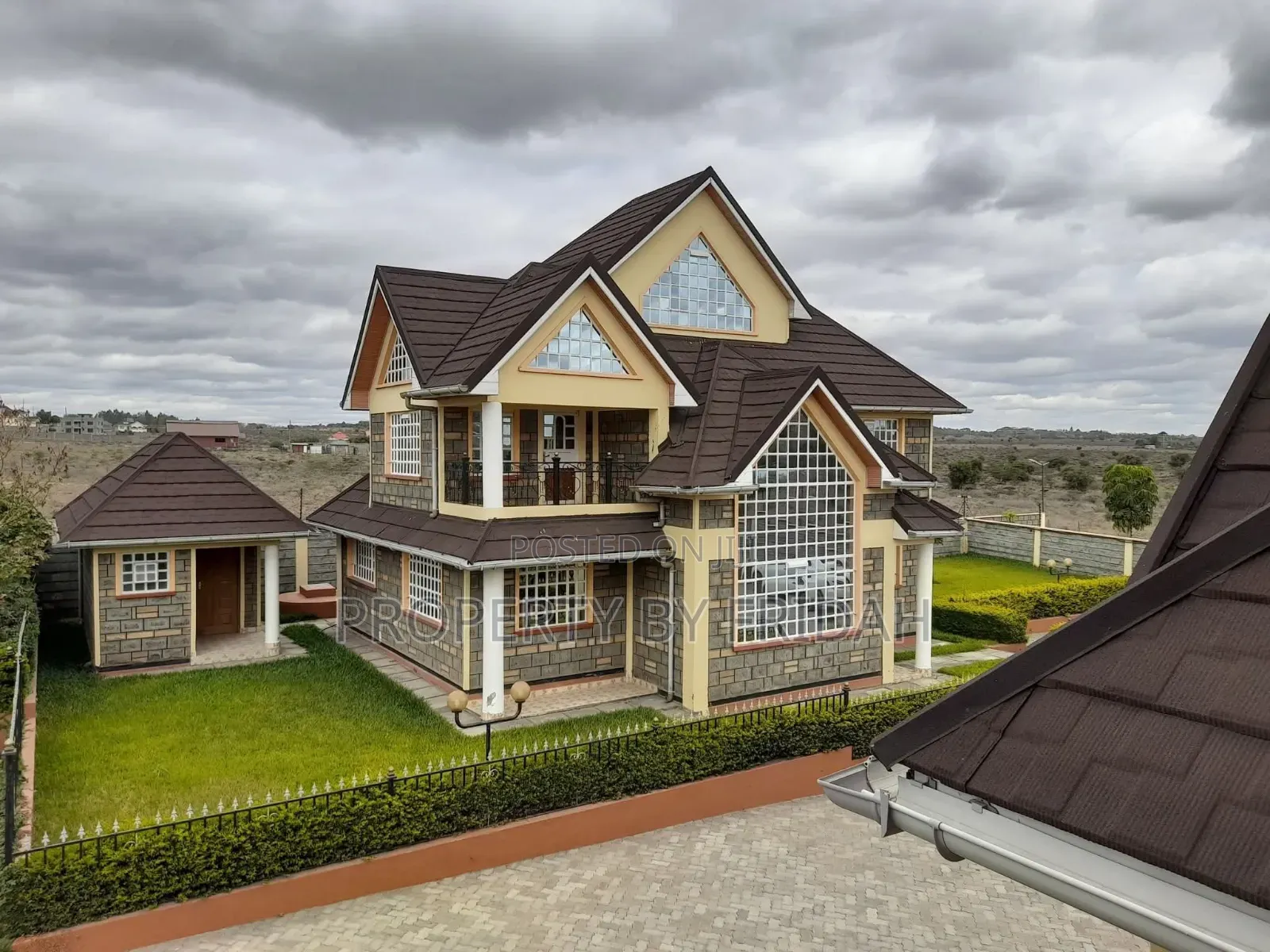 5bdrm Mansion in Kitengela for rent
