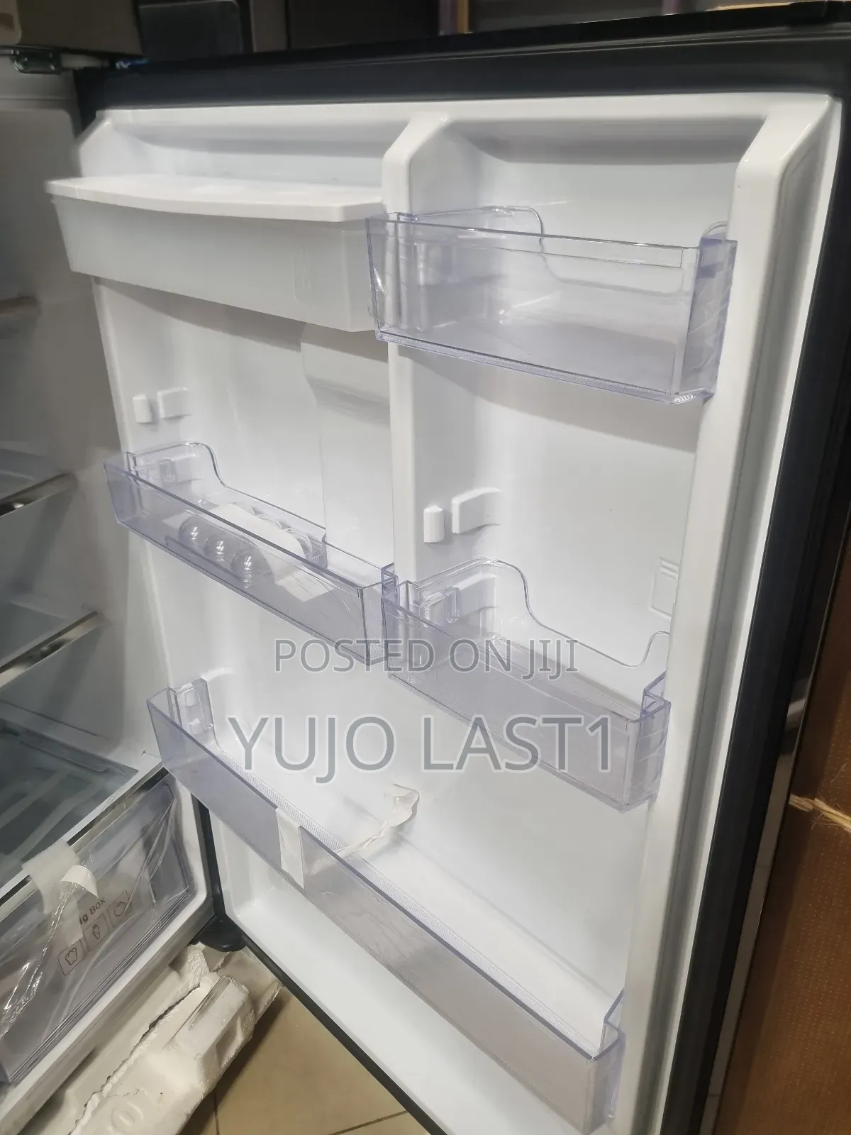 Samsung Fridge 620 LTR Rt85k7111bs