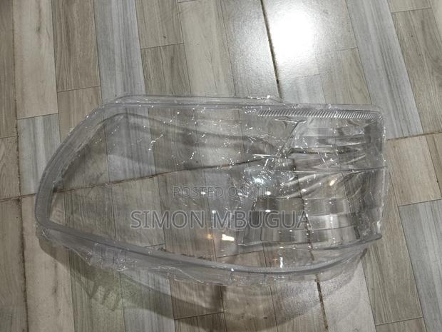 Toyota Townace New Model Headlight Lens - thumbnail 2