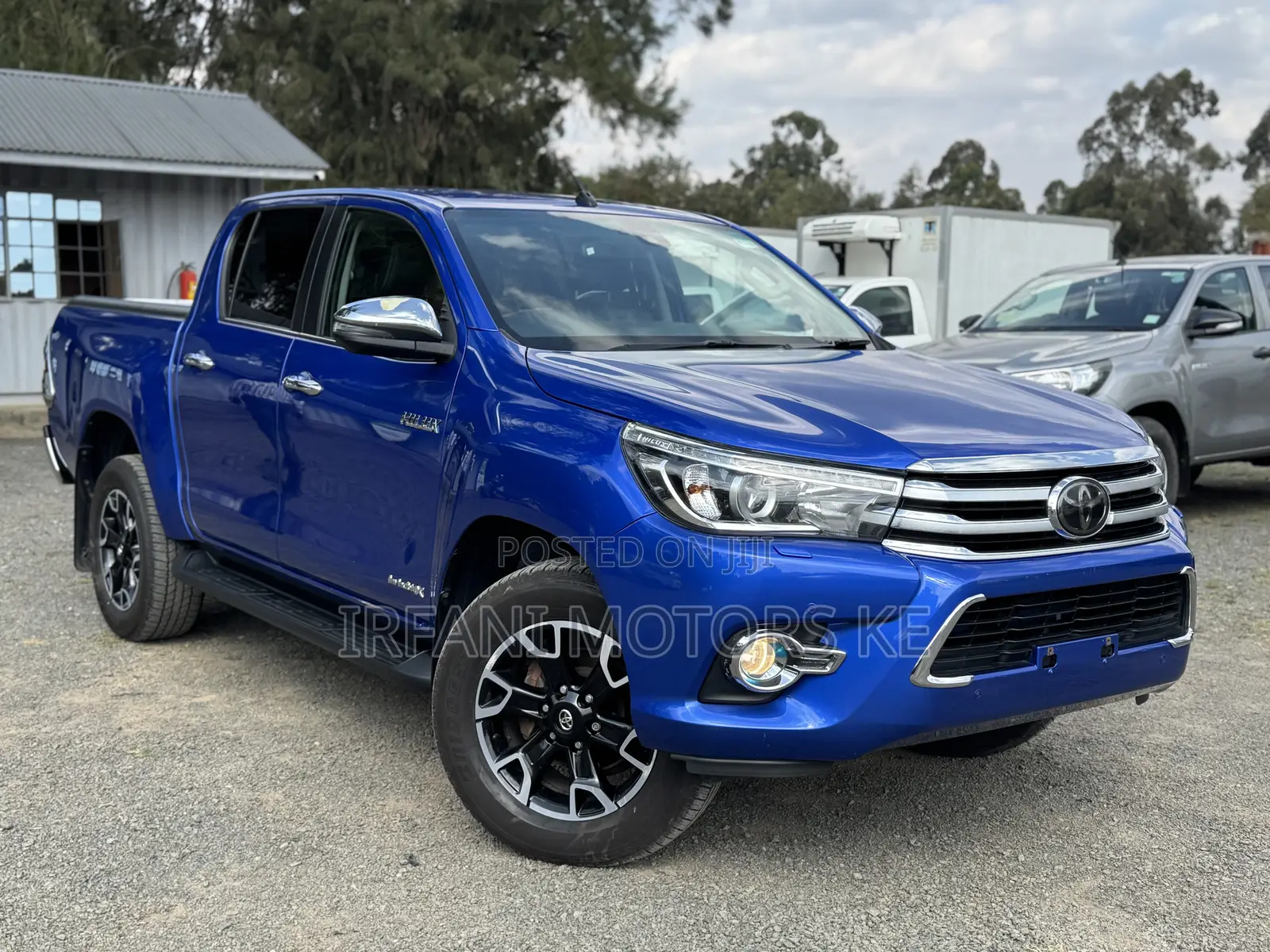Toyota Hilux Revo Double Cab Deisel 2.4 AWD 2018 Blue