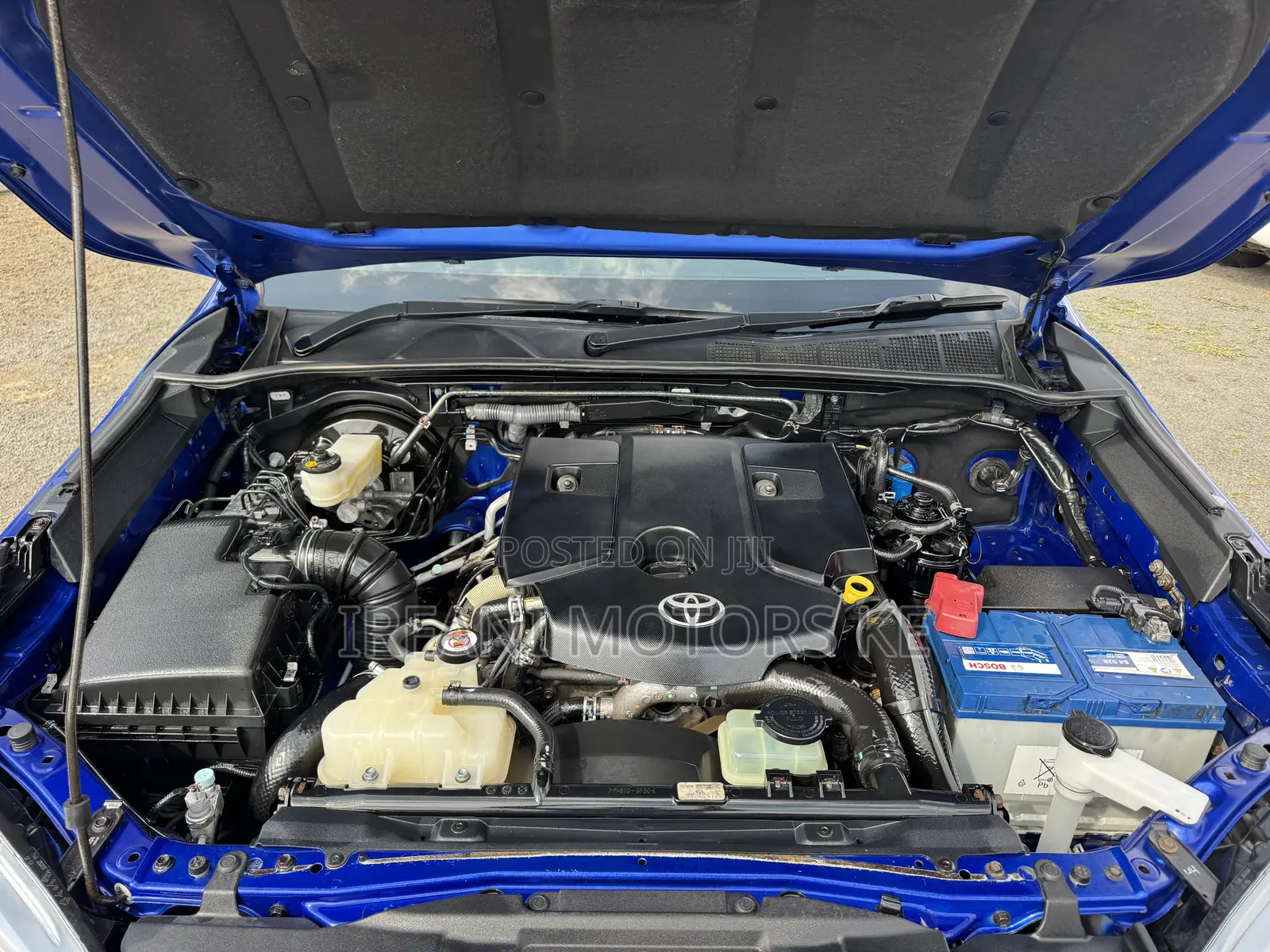 Toyota Hilux Revo Double Cab Deisel 2.4 AWD 2018 Blue