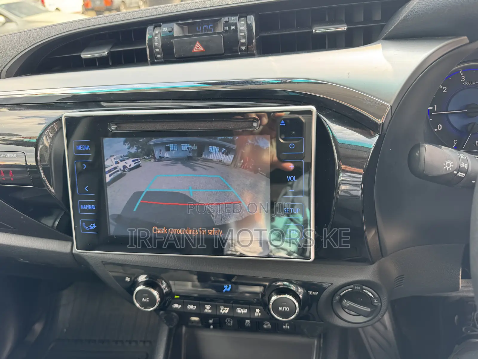 Toyota Hilux Revo Double Cab Deisel 2.4 AWD 2018 Blue
