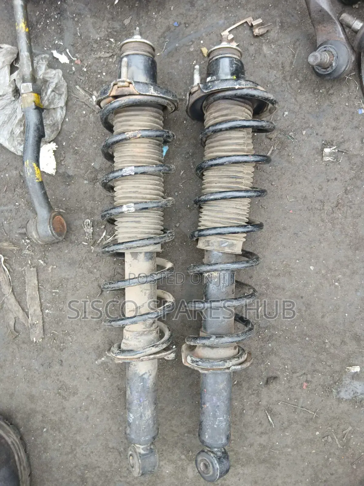 Rear Shocks Raum/Vitz 4wd