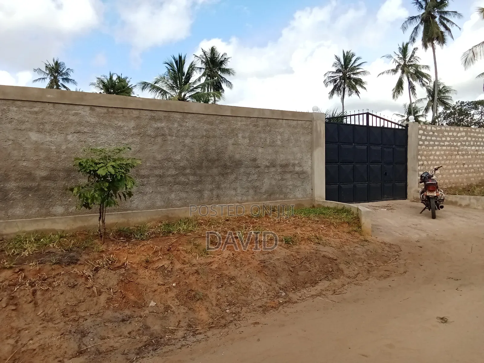 2bdrm House in D-Place, Kinondo for sale
