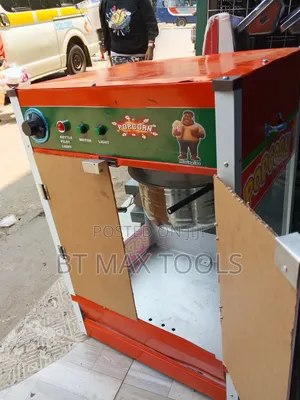 Commercial Popcorn Machine