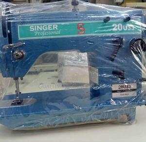 Brand New Multipurpose Zig Zag Singer Sewing Machine - main view