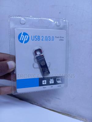 Hp Usb 2.0/3.0 Metallic Available 32gb - main view