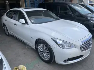 Nissan Cima 2018 White