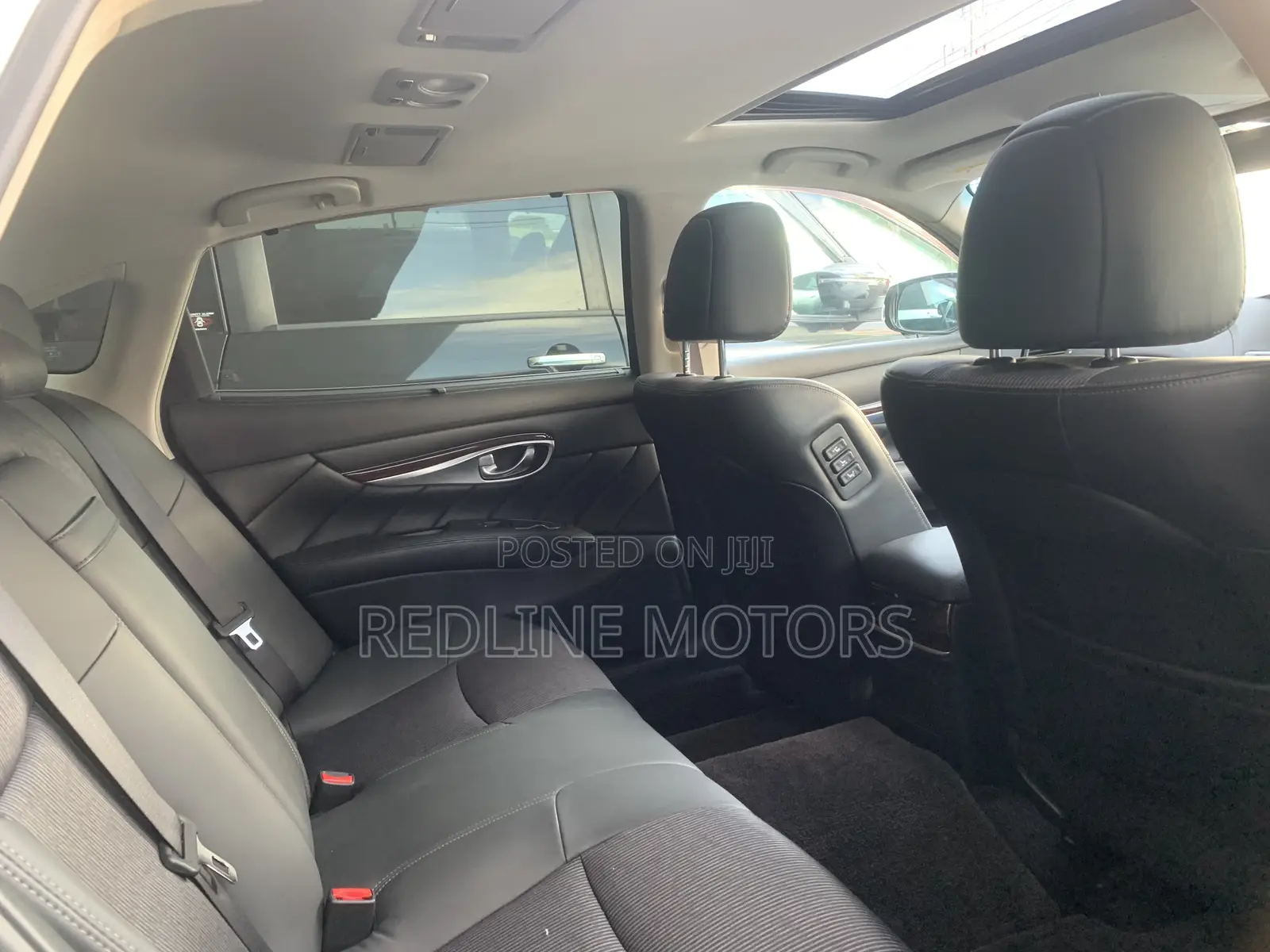 Nissan Cima 2018 White