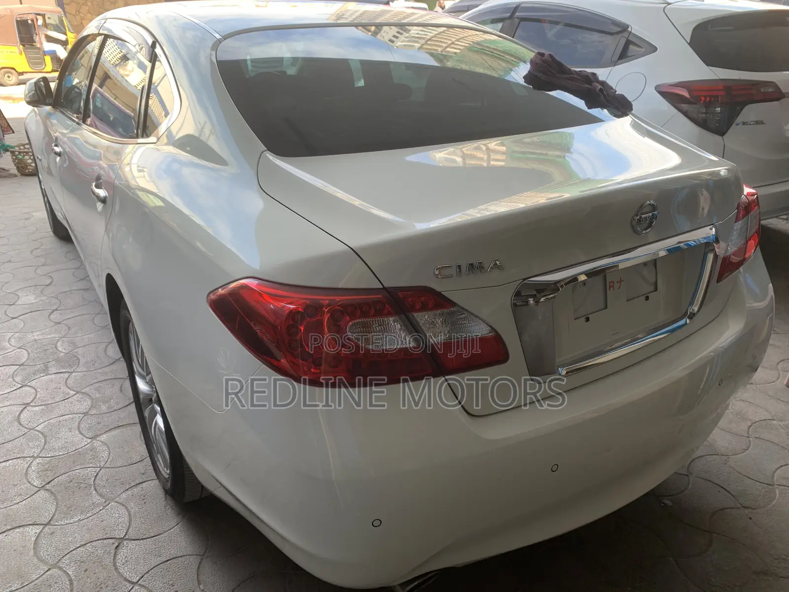 Nissan Cima 2018 White