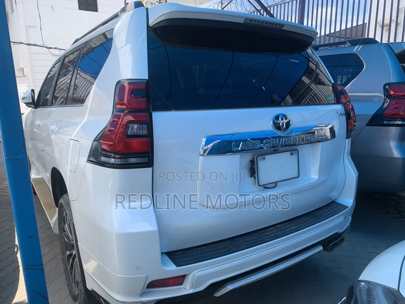 Toyota Land Cruiser Prado 2.8 2018 Off white