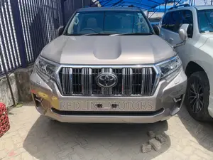 Toyota Land Cruiser Prado 2.7 2018 Gray