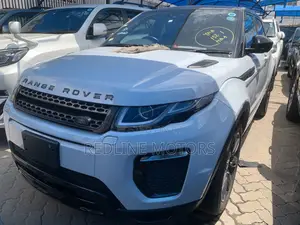 Land Rover Range Rover Evoque SE 4x4 5-Door 2018 White