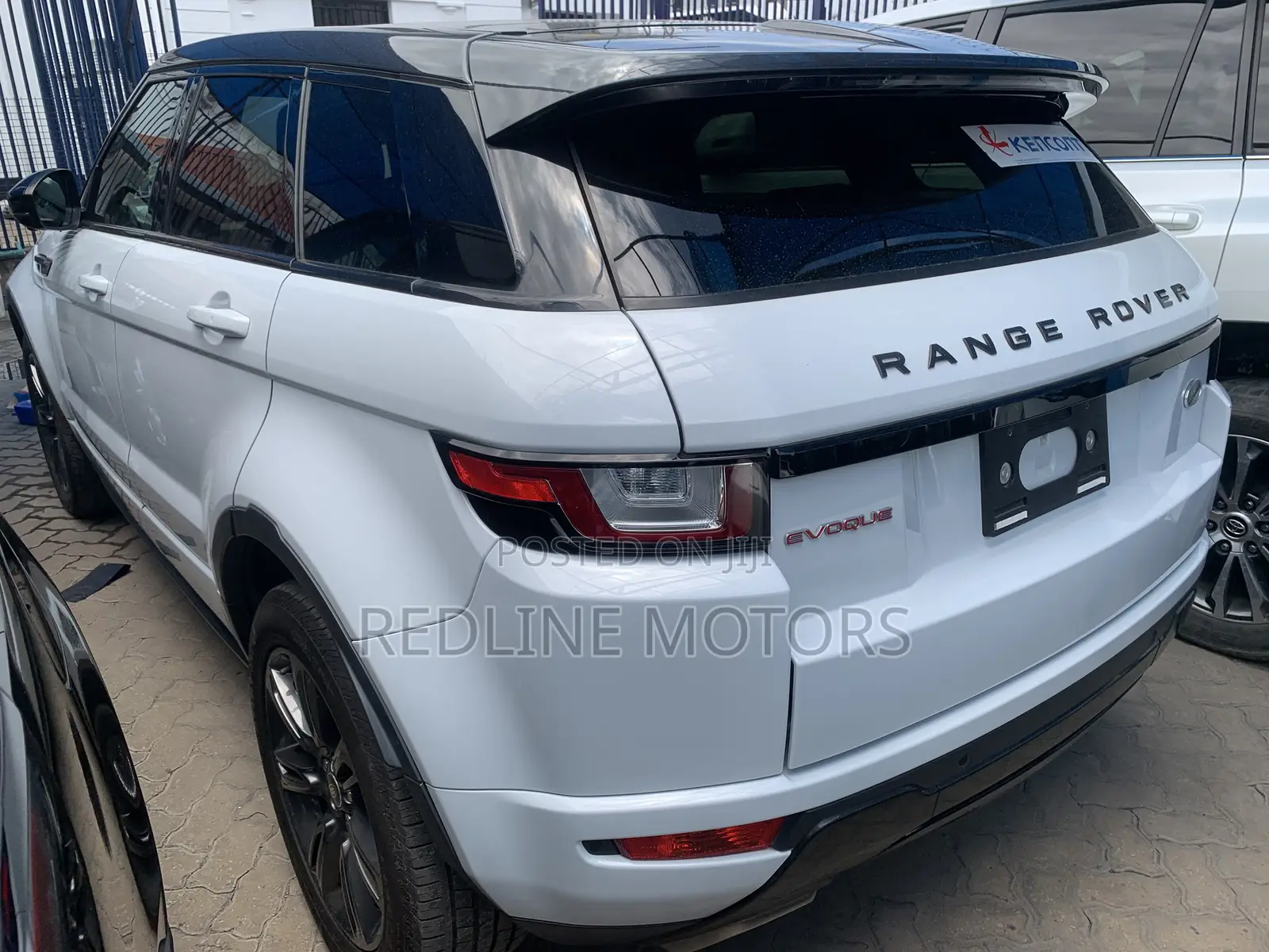 Land Rover Range Rover Evoque SE 4x4 5-Door 2018 White
