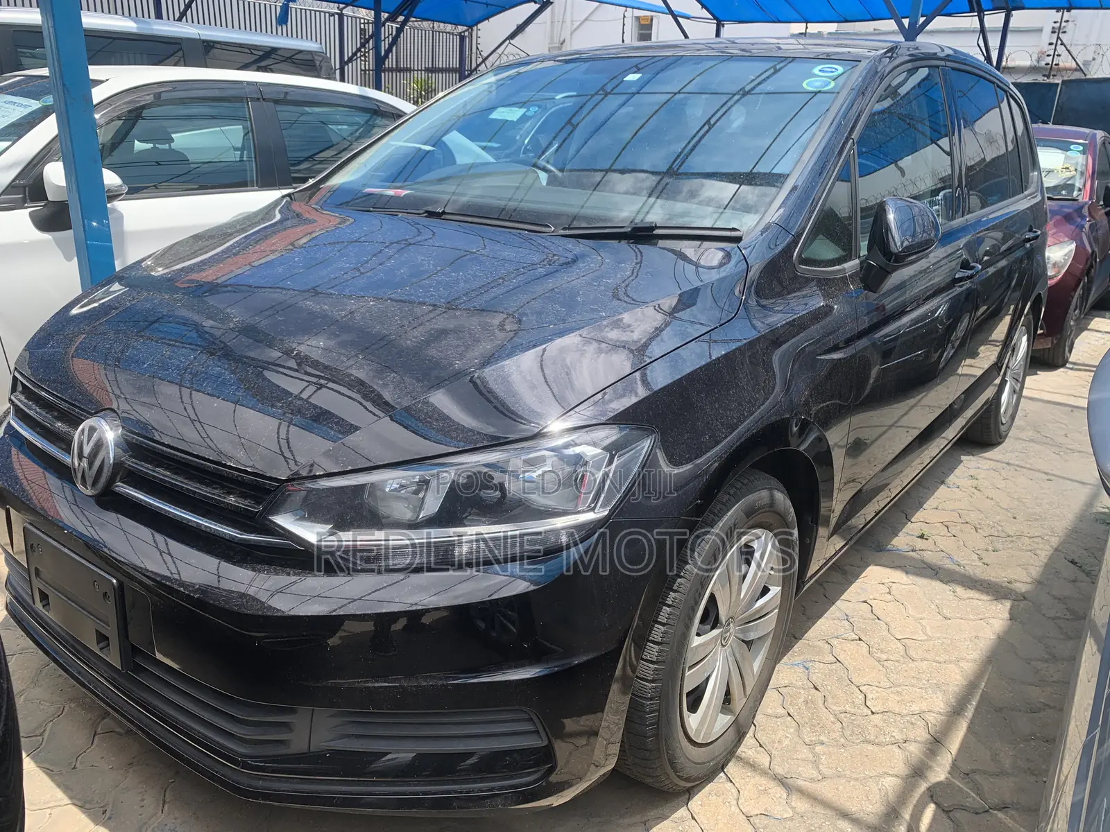 Volkswagen Touran 2018 Black
