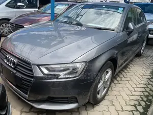 Audi A3 2.0T Tech Premium FWD 2018 Silver