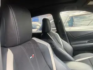 Toyota Harrier 2.0 Turbo 4WD 2018 Burgundy